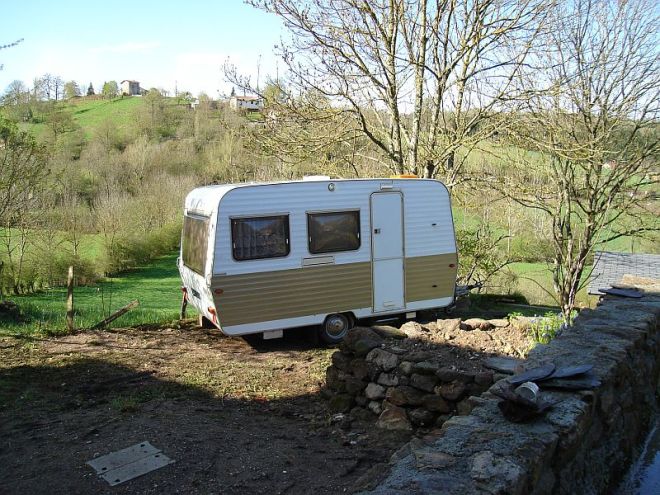 2009-04-caravan